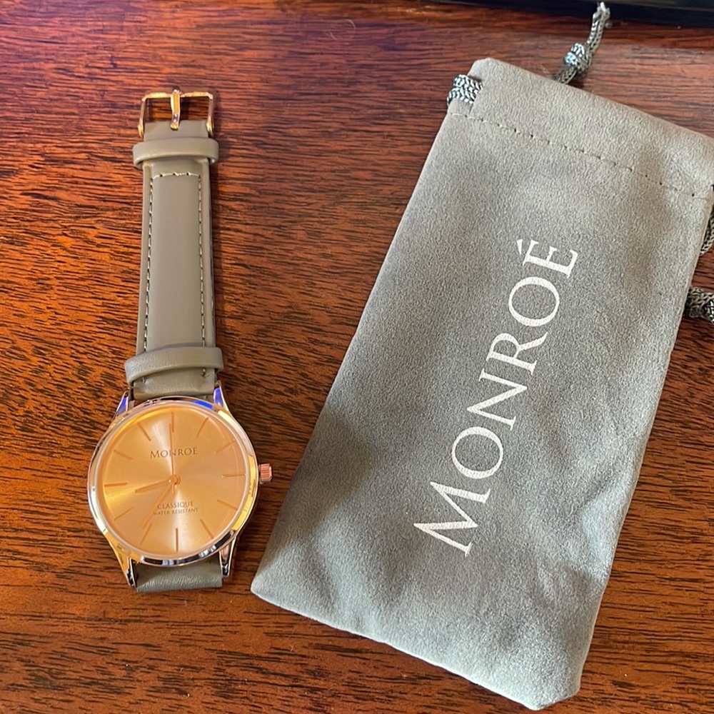 Monroe watch - Picture 2 of 2